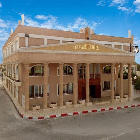 Trajan Hotel Timgad Extérieur photo
