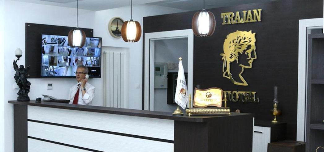 Trajan Hotel Timgad Extérieur photo